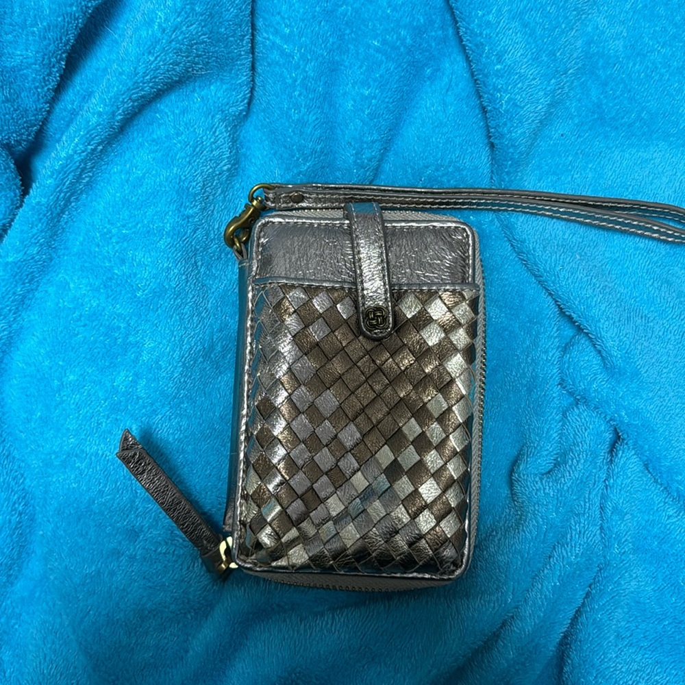 Elliott Lucca Wristlet lightly used in good condition!
